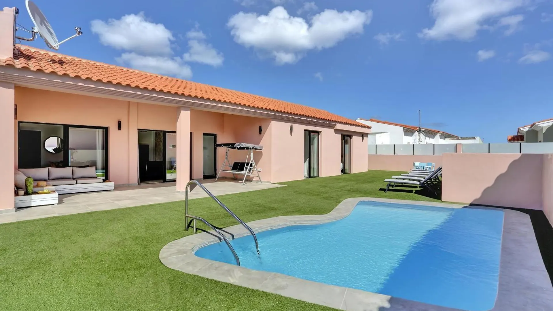 Golden Dunes Villa Picasso Costa De Antigua